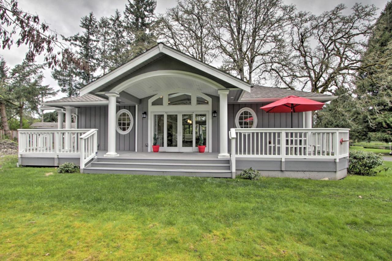 Contemporary Tacoma Cottage With Deck And Pond! Eksteriør billede